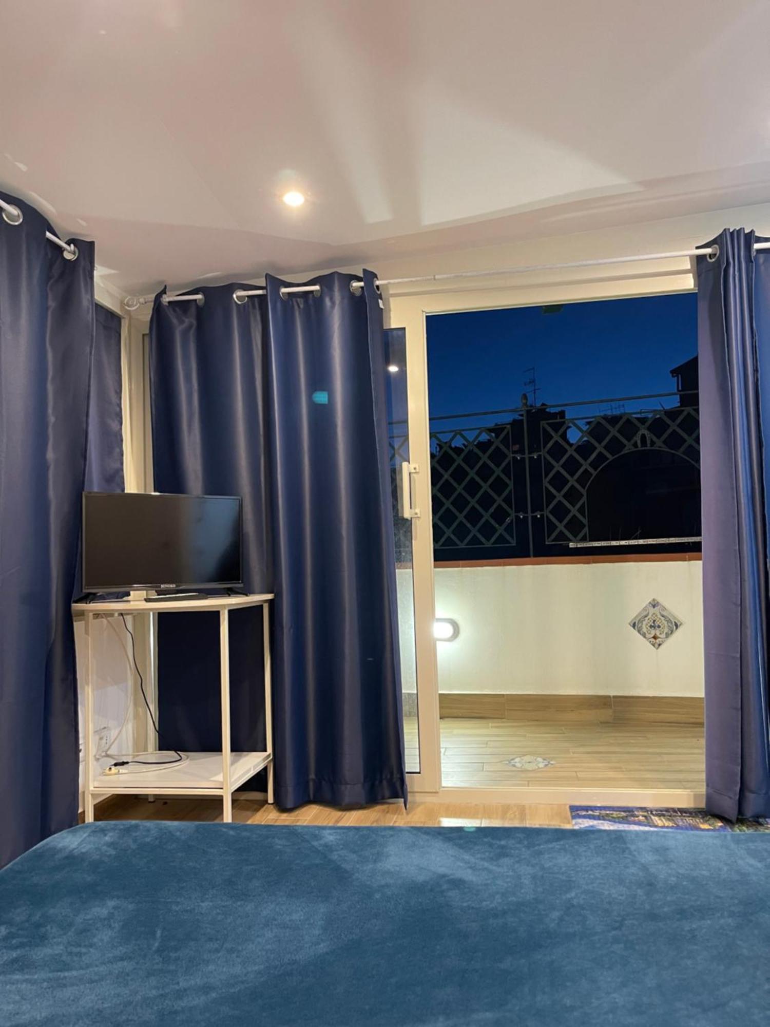 Taormina'S Sun Apartment Екстер'єр фото