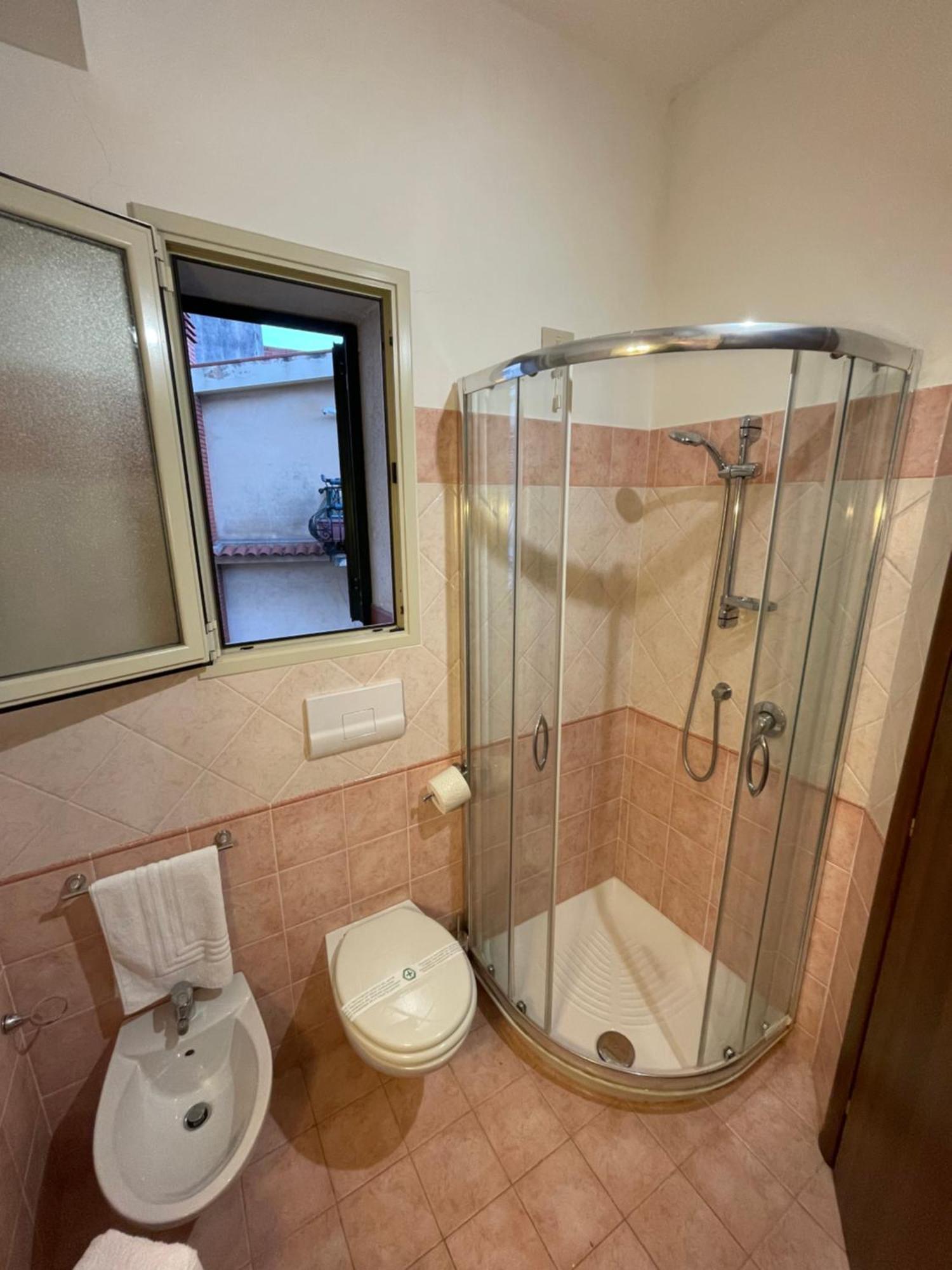 Taormina'S Sun Apartment Екстер'єр фото
